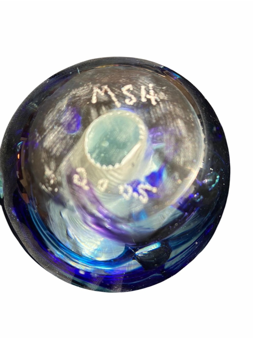 Mount St Helens Ash Art Glass Egg Paperweight Signed - Picture 9 of 10